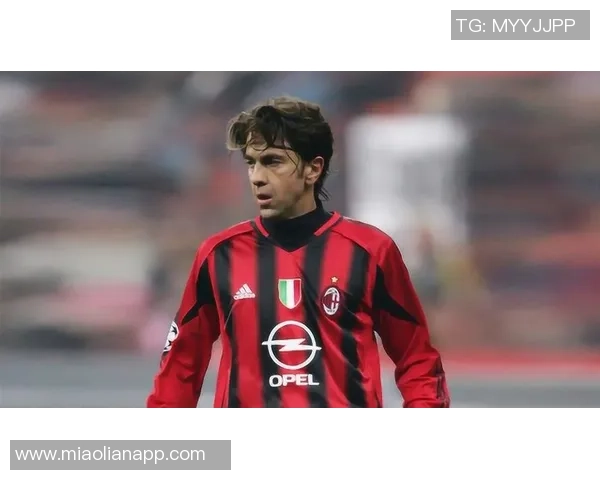 揭秘怪人足球明星的真实身份与传奇故事